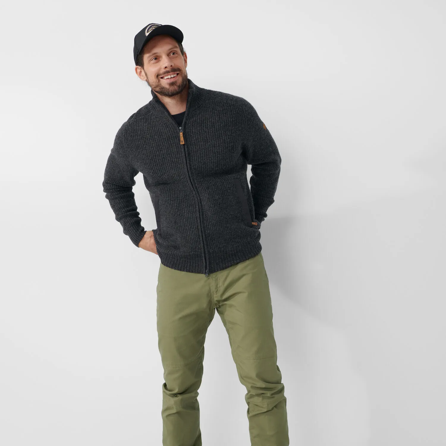 Fjällräven Men&#x27;s Övik Zip Cardigan Knit Dark Grey | Buy Fjällräven Men&#x27;s Övik Zip Cardigan Knit Dark Grey here | Outnorth