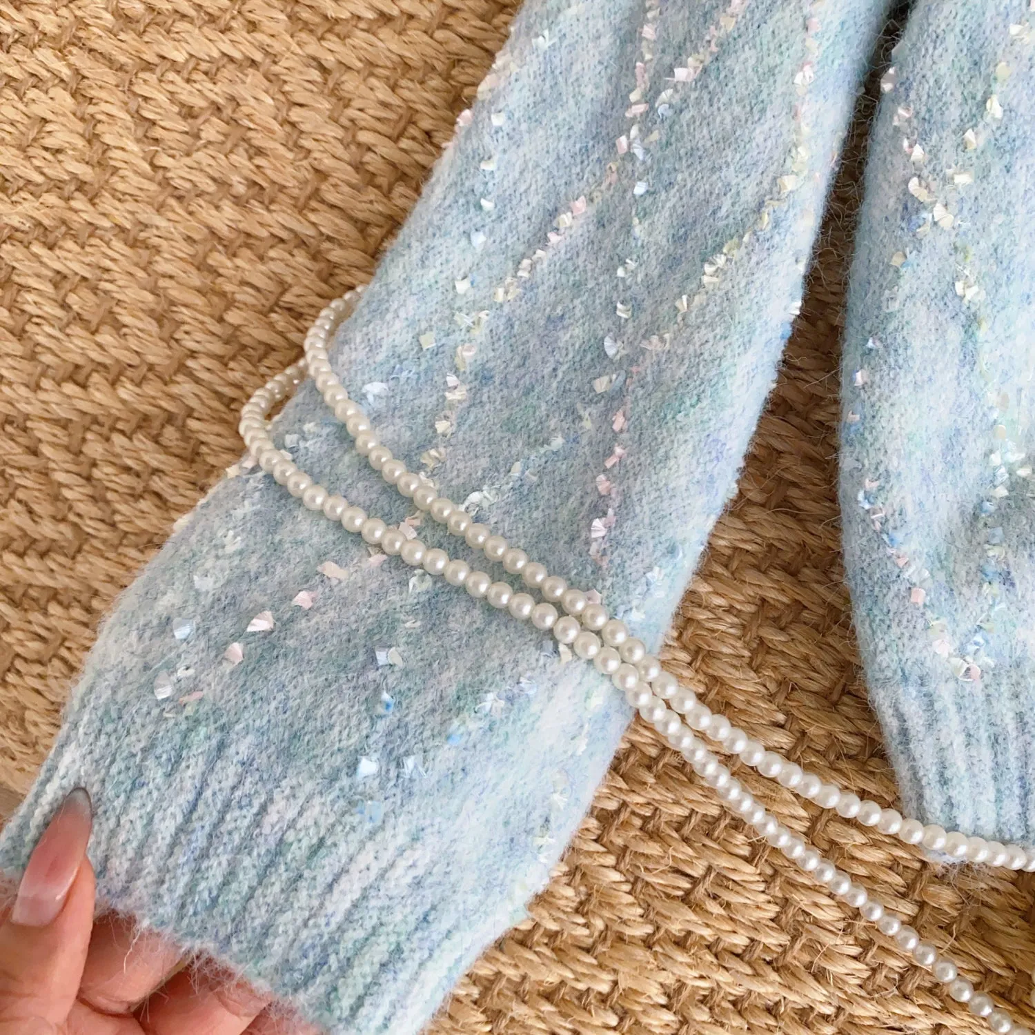 High-end Sequined Light Color Soft Cardigan