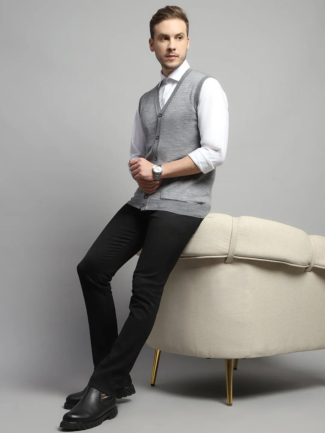 Men Grey Solid V Neck Sleeveless Cardigan