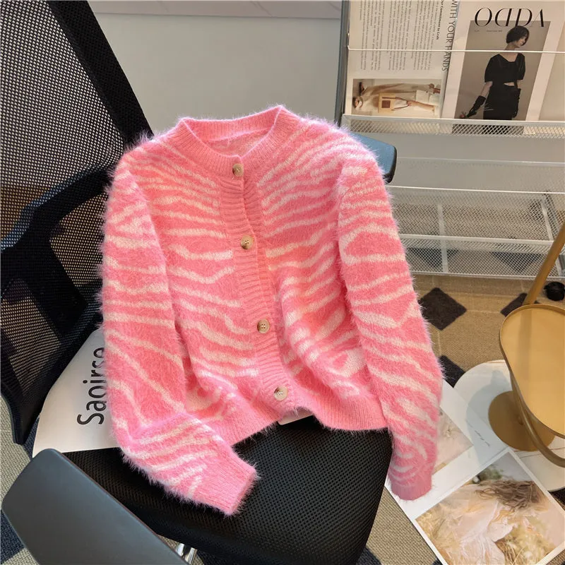 Zebra-stripe Embroidery Soft Cardigan